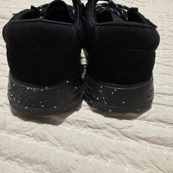 NWOT Boys Black Casual Shoes - Picture 3 of 5